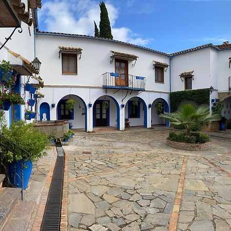 Apartamentos Turisticos Rurales Dos Fuentes Кордоба Екстериор снимка